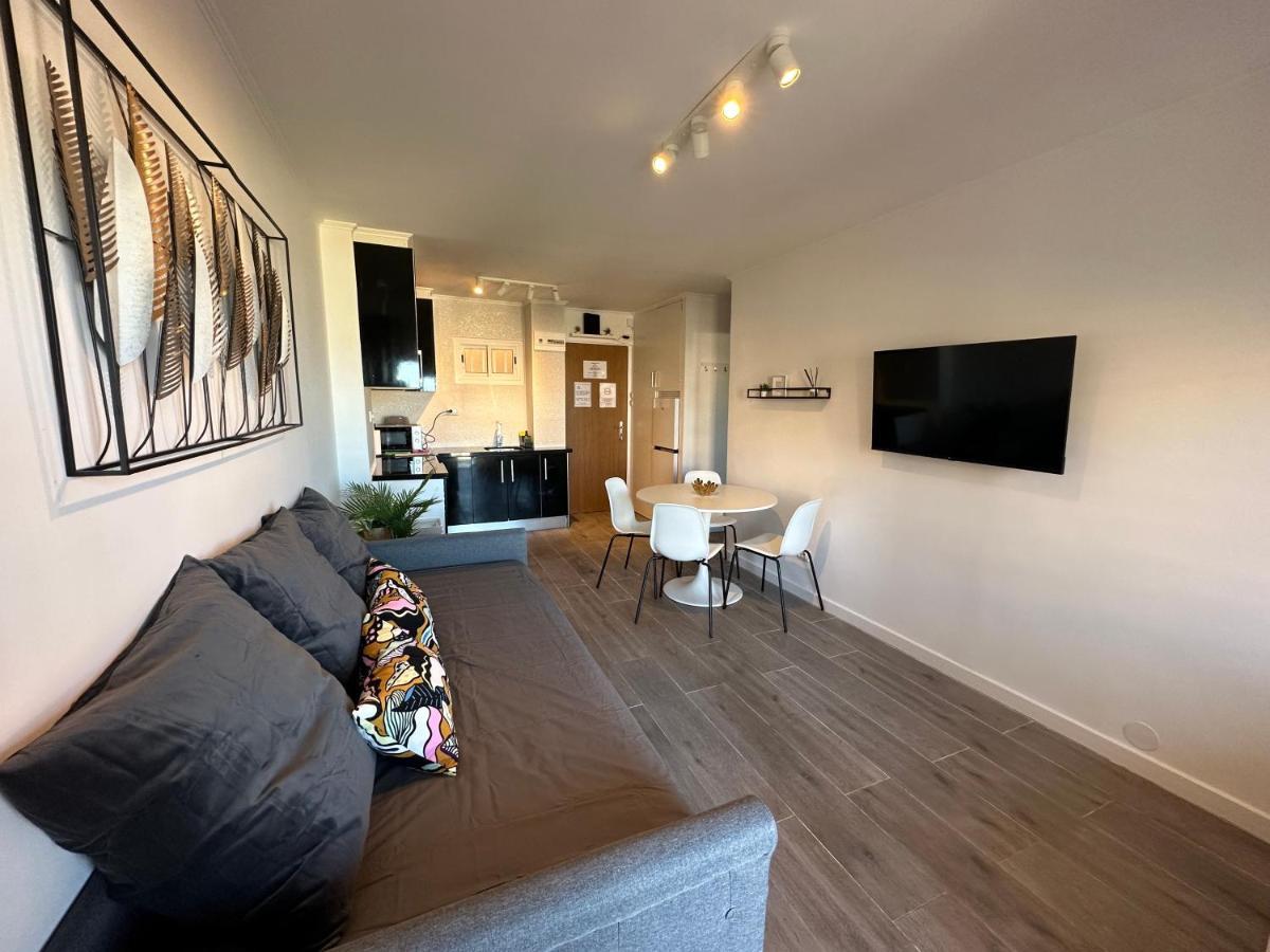 Apt Centrico Con Vistas Y Piscinas Benalmádena Extérieur photo